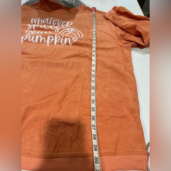 🎃 New! Cute Sweatshirt!! - Picture 9 of 10